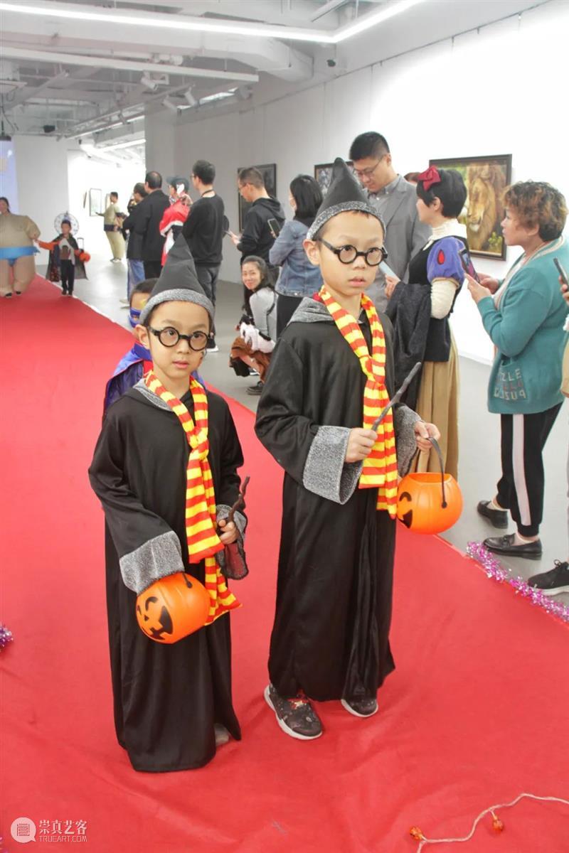 Trick or Treat 黎岸创艺之万圣节精彩回顾 美博艺术中心 万圣节 黎岸 小孩 鬼怪 逐家 糖果 群众 之中 人类 Halloween 崇真艺客